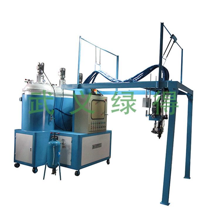 LD-786聚氨酯鞋底成型机