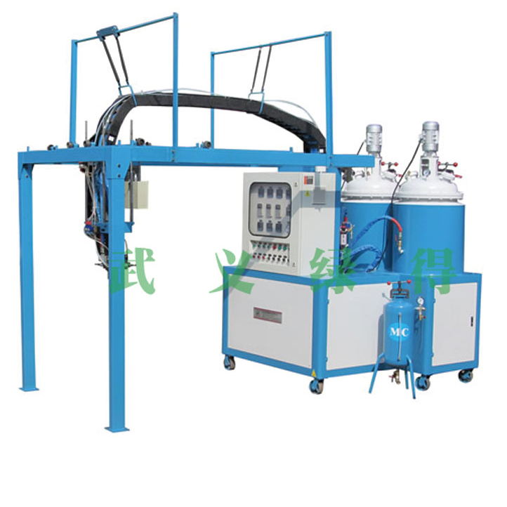 LD-311鞋底连邦成型机